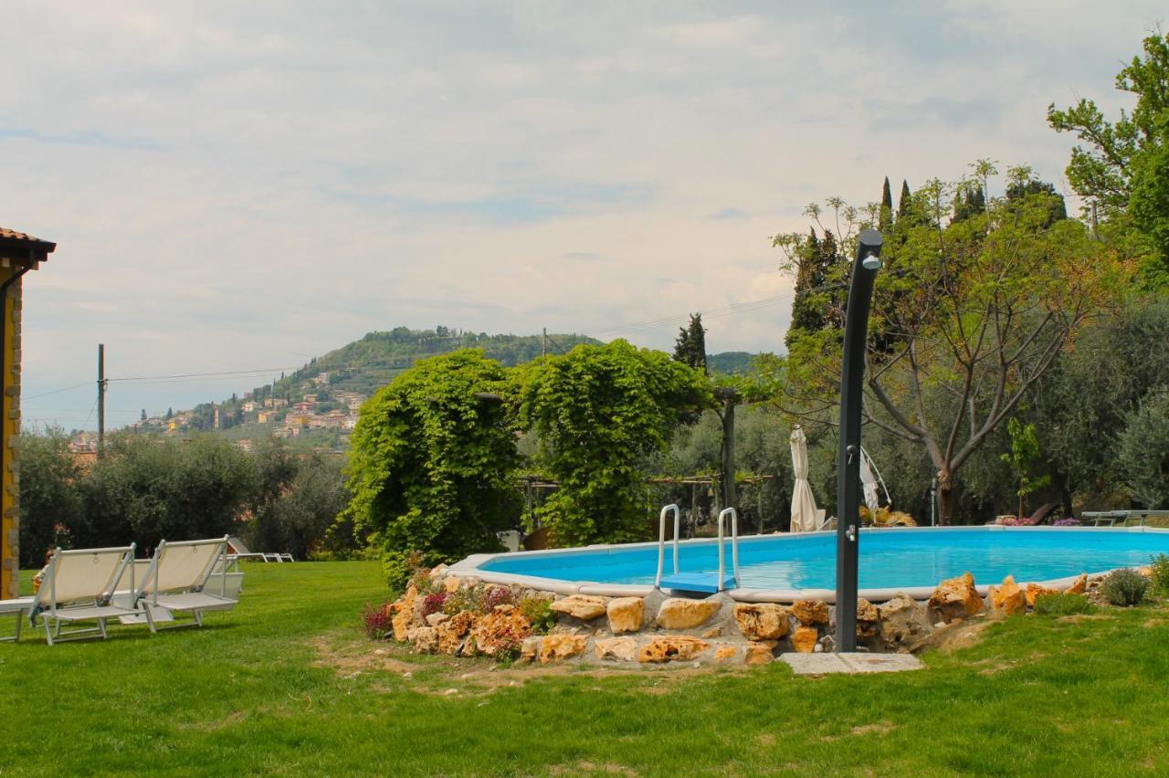 Le Casette sul Garda Cavaion Veronese Exterior foto